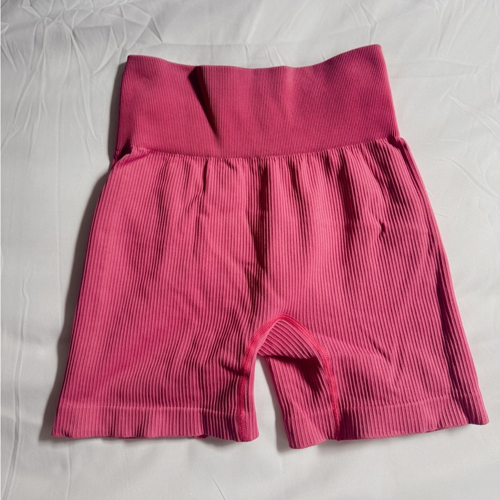 Pink Ribbed Shorts - Picture 3 of 4